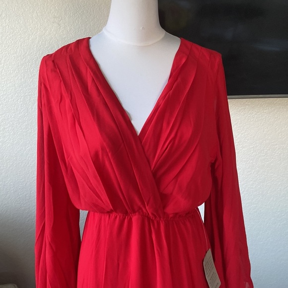 Meghan La long Kimono sleeve Maxi Dress in cherry red - Picture 4 of 10